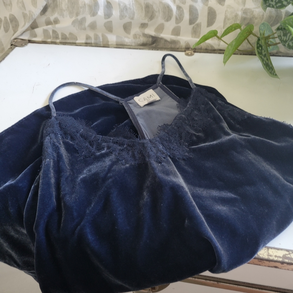 Cami NYC velvet tank size S